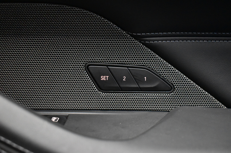 BMW Mシリーズ M4ｸｰﾍﾟ ｺﾝﾍﾟﾃｨｼｮﾝ 新車保証R7年6月迄 後輪駆動FR車 ﾋｰﾀｰ&ﾍﾞﾝﾁﾚｰｼｮﾝ付黒革Mｽﾎﾟｰﾂｼｰﾄ ﾚｰｻﾞｰLEDﾍｯﾄﾞﾗｲﾄ ACC HUD Mｽﾎﾟｰﾂﾃﾞﾌ Mｺﾝﾊﾟｳﾝﾄﾞﾌﾞﾚｰｷ 可変Mｻｽ ﾗｲﾌﾞｺｯｸﾋﾟｯﾄ全周囲ｶﾒﾗ LCW Apple Car Play ﾌﾙｾｸﾞ harman/kardon 19&20AW 2年保証