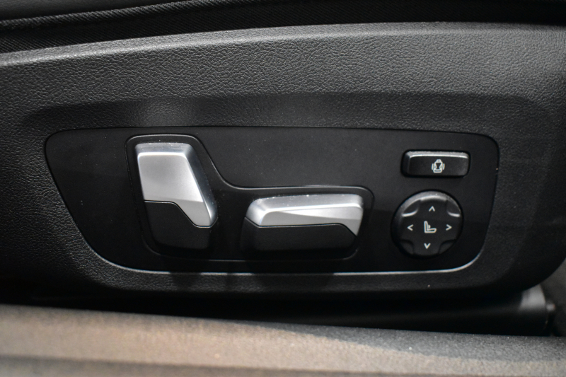 BMW Mシリーズ M4ｸｰﾍﾟ ｺﾝﾍﾟﾃｨｼｮﾝ 新車保証R7年6月迄 後輪駆動FR車 ﾋｰﾀｰ&ﾍﾞﾝﾁﾚｰｼｮﾝ付黒革Mｽﾎﾟｰﾂｼｰﾄ ﾚｰｻﾞｰLEDﾍｯﾄﾞﾗｲﾄ ACC HUD Mｽﾎﾟｰﾂﾃﾞﾌ Mｺﾝﾊﾟｳﾝﾄﾞﾌﾞﾚｰｷ 可変Mｻｽ ﾗｲﾌﾞｺｯｸﾋﾟｯﾄ全周囲ｶﾒﾗ LCW Apple Car Play ﾌﾙｾｸﾞ harman/kardon 19&20AW 2年保証