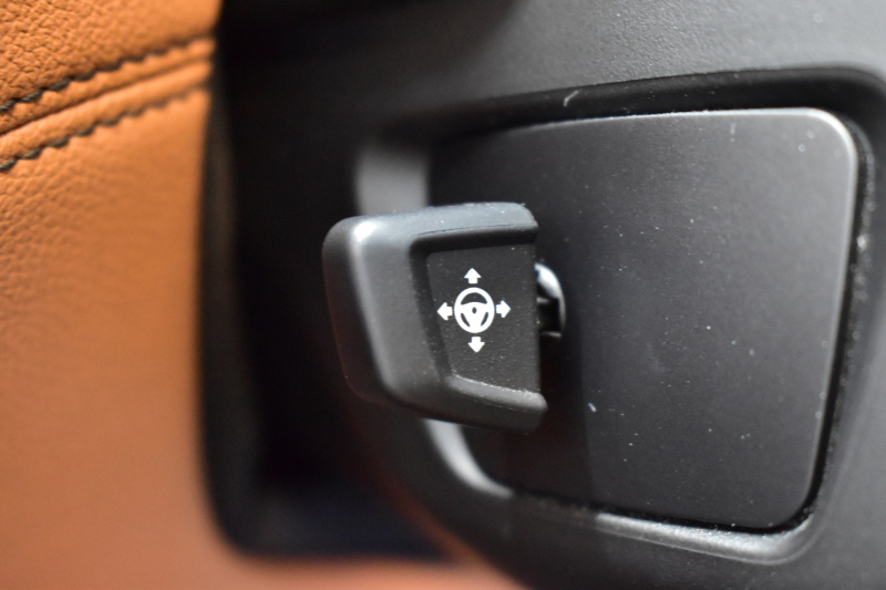 BMW 7シリーズ 740i Mｽﾎﾟｰﾂ ｻﾝﾙｰﾌ ﾚｰｻﾞｰLEDﾍｯﾄﾞﾗｲﾄ 前席ﾏｯｻｰｼﾞ全席ﾋｰﾀｰ&ﾍﾞﾝﾁﾚｰｼｮﾝ付茶革 ACC HUD ﾊｰﾏﾝｶｰﾄﾞﾝ ﾀｯﾁﾊﾟﾈﾙﾅﾋﾞ3Dﾋﾞｭｰﾌﾙｾｸﾞ LCW 液晶ﾒｰﾀｰ 20AW 車線逸脱&歩行者警告 衝突軽減ﾌﾞﾚｰｷ 電動ﾄﾗﾝｸ ﾃﾞｨｽﾌﾟﾚｲｷｰ 2年保証