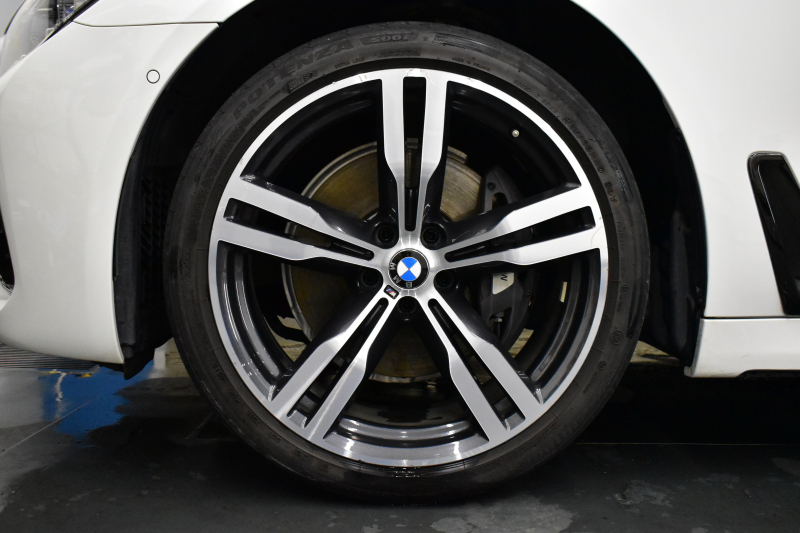 BMW 7シリーズ 740i Mｽﾎﾟｰﾂ ｻﾝﾙｰﾌ ﾚｰｻﾞｰLEDﾍｯﾄﾞﾗｲﾄ 前席ﾏｯｻｰｼﾞ全席ﾋｰﾀｰ&ﾍﾞﾝﾁﾚｰｼｮﾝ付茶革 ACC HUD ﾊｰﾏﾝｶｰﾄﾞﾝ ﾀｯﾁﾊﾟﾈﾙﾅﾋﾞ3Dﾋﾞｭｰﾌﾙｾｸﾞ LCW 液晶ﾒｰﾀｰ 20AW 車線逸脱&歩行者警告 衝突軽減ﾌﾞﾚｰｷ 電動ﾄﾗﾝｸ ﾃﾞｨｽﾌﾟﾚｲｷｰ 2年保証