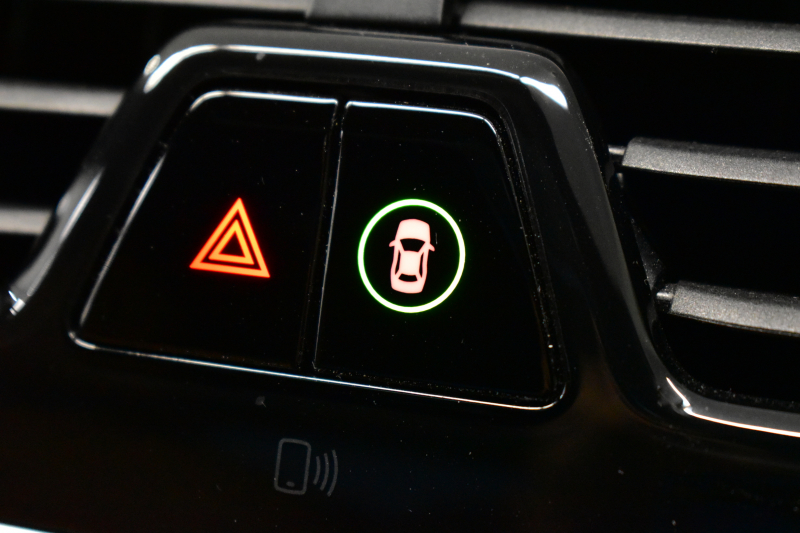 BMW 7シリーズ 740i Mｽﾎﾟｰﾂ ｻﾝﾙｰﾌ ﾚｰｻﾞｰLEDﾍｯﾄﾞﾗｲﾄ 前席ﾏｯｻｰｼﾞ全席ﾋｰﾀｰ&ﾍﾞﾝﾁﾚｰｼｮﾝ付茶革 ACC HUD ﾊｰﾏﾝｶｰﾄﾞﾝ ﾀｯﾁﾊﾟﾈﾙﾅﾋﾞ3Dﾋﾞｭｰﾌﾙｾｸﾞ LCW 液晶ﾒｰﾀｰ 20AW 車線逸脱&歩行者警告 衝突軽減ﾌﾞﾚｰｷ 電動ﾄﾗﾝｸ ﾃﾞｨｽﾌﾟﾚｲｷｰ 2年保証