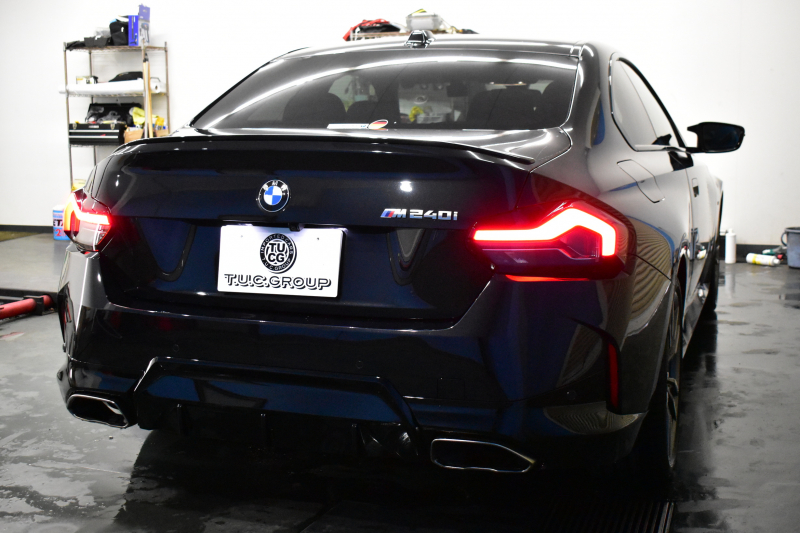 BMW 2シリーズ M240iXﾄﾞﾗｲﾌﾞ ｸｰﾍﾟ 新車保証R8年8月迄 1ｵｰﾅｰ 4WD MｽﾎﾟｰﾂｼｰﾄP ｶｰﾌﾞﾄﾞﾃﾞｨｽﾌﾟﾚｲ ﾋｰﾀｰ付黒革Mｽﾎﾟｰﾂｼｰﾄ 可変Mｻｽ Mｺﾝﾊﾟｳﾝﾄﾞﾌﾞﾚｰｷ ACC HUD BMWﾗｲﾌﾞｺｯｸﾋﾟｯﾄ ﾅﾋﾞ全周囲ｶﾒ  ｱｯﾌﾟﾙｶｰﾌﾟﾚｲ LEDﾍｯﾄﾞﾗｲﾄ Mｽﾎﾟｰﾂﾃﾞﾌ  2年保証