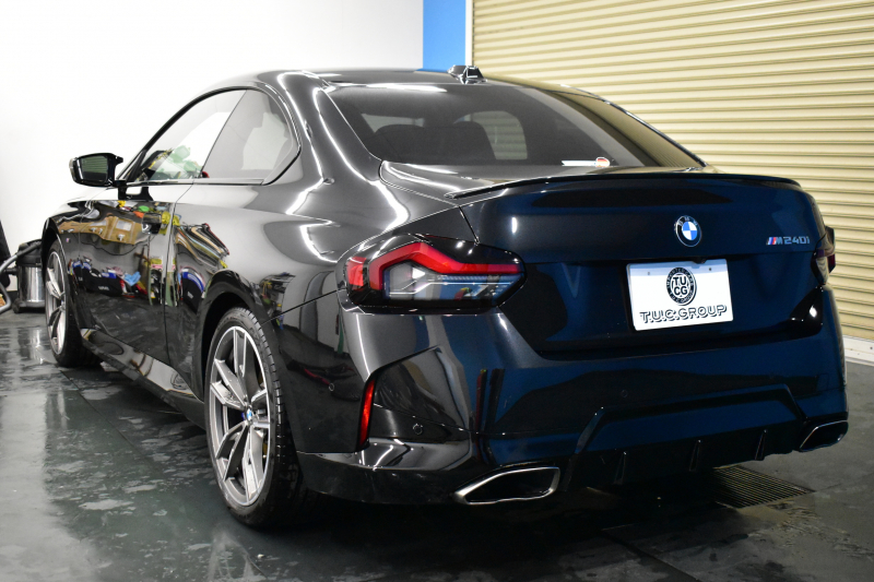 BMW 2シリーズ M240iXﾄﾞﾗｲﾌﾞ ｸｰﾍﾟ 新車保証R8年8月迄 1ｵｰﾅｰ 4WD MｽﾎﾟｰﾂｼｰﾄP ｶｰﾌﾞﾄﾞﾃﾞｨｽﾌﾟﾚｲ ﾋｰﾀｰ付黒革Mｽﾎﾟｰﾂｼｰﾄ 可変Mｻｽ Mｺﾝﾊﾟｳﾝﾄﾞﾌﾞﾚｰｷ ACC HUD BMWﾗｲﾌﾞｺｯｸﾋﾟｯﾄ ﾅﾋﾞ全周囲ｶﾒ  ｱｯﾌﾟﾙｶｰﾌﾟﾚｲ LEDﾍｯﾄﾞﾗｲﾄ Mｽﾎﾟｰﾂﾃﾞﾌ  2年保証