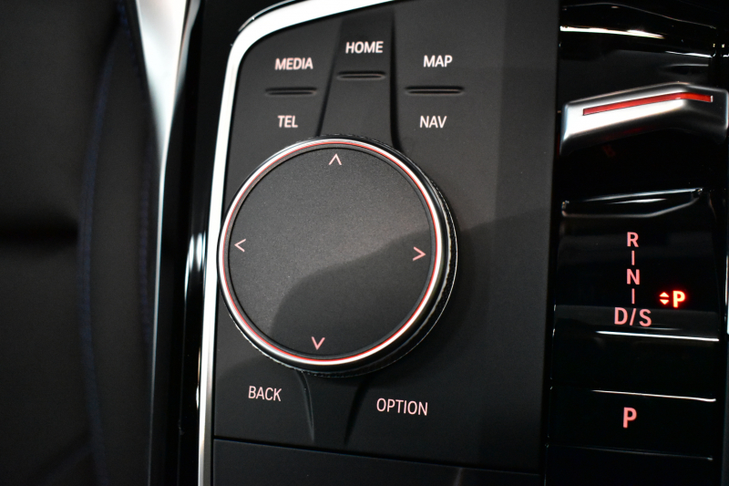 BMW 2シリーズ M240iXﾄﾞﾗｲﾌﾞ ｸｰﾍﾟ 新車保証R8年8月迄 1ｵｰﾅｰ 4WD MｽﾎﾟｰﾂｼｰﾄP ｶｰﾌﾞﾄﾞﾃﾞｨｽﾌﾟﾚｲ ﾋｰﾀｰ付黒革Mｽﾎﾟｰﾂｼｰﾄ 可変Mｻｽ Mｺﾝﾊﾟｳﾝﾄﾞﾌﾞﾚｰｷ ACC HUD BMWﾗｲﾌﾞｺｯｸﾋﾟｯﾄ ﾅﾋﾞ全周囲ｶﾒ  ｱｯﾌﾟﾙｶｰﾌﾟﾚｲ LEDﾍｯﾄﾞﾗｲﾄ Mｽﾎﾟｰﾂﾃﾞﾌ  2年保証