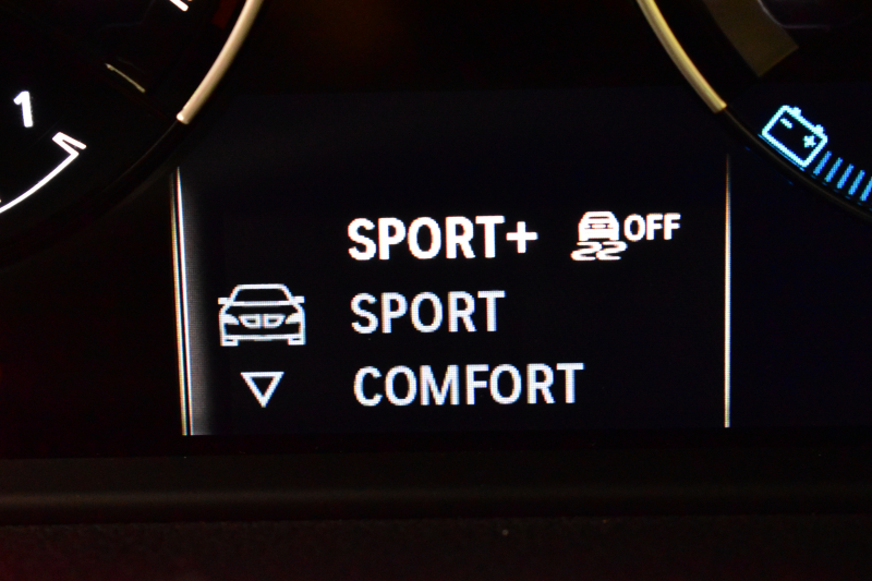 BMW Mシリーズ M2 ｸｰﾍﾟ MDCT 7速DCT LCI後期 ｾﾚｸﾄ&MﾄﾞﾗｲﾊﾞｰｽﾞP ｻﾝR 最高速270㎞/h Mﾊﾟﾌｫｽﾃｱﾘﾝｸﾞ ﾍｷｻｺﾞﾅﾙLEDﾍｯﾄﾞﾗｲﾄ&ﾃｰﾙ ﾋｰﾀｰ付黒革 harman/kardon ﾀｯﾁﾊﾟﾈﾙHDDﾅﾋﾞBｶﾒﾗ 19AW 車線逸脱&歩行者警告 衝突軽減ﾌﾞﾚｰｷ ｶｰﾎﾞﾝｲﾝﾃﾘｱ  2年保証