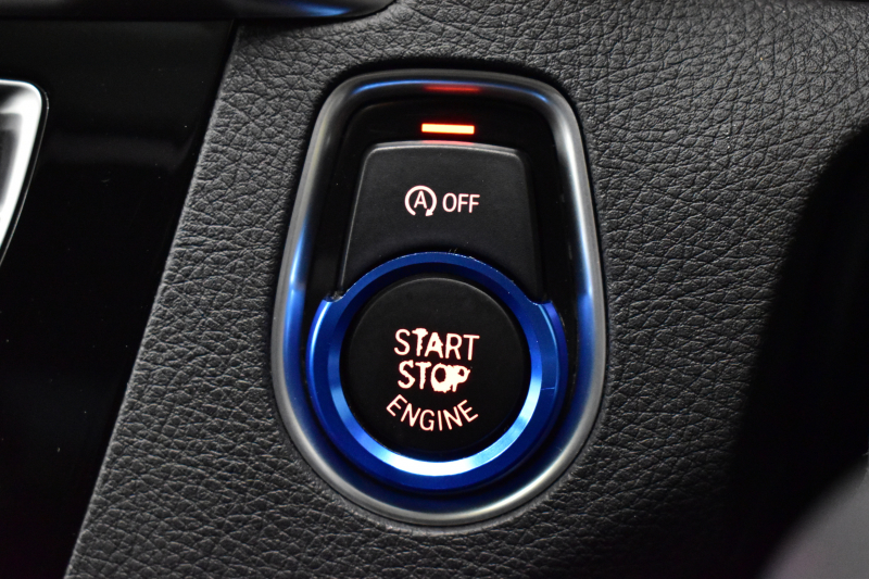 BMW Mシリーズ M2 ｸｰﾍﾟ MDCT 7速DCT LCI後期 ｾﾚｸﾄ&MﾄﾞﾗｲﾊﾞｰｽﾞP ｻﾝR 最高速270㎞/h Mﾊﾟﾌｫｽﾃｱﾘﾝｸﾞ ﾍｷｻｺﾞﾅﾙLEDﾍｯﾄﾞﾗｲﾄ&ﾃｰﾙ ﾋｰﾀｰ付黒革 harman/kardon ﾀｯﾁﾊﾟﾈﾙHDDﾅﾋﾞBｶﾒﾗ 19AW 車線逸脱&歩行者警告 衝突軽減ﾌﾞﾚｰｷ ｶｰﾎﾞﾝｲﾝﾃﾘｱ  2年保証