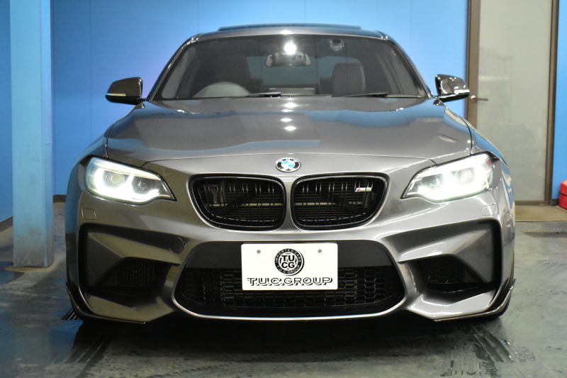 BMW Mシリーズ M2 ｸｰﾍﾟ MDCT 7速DCT LCI後期 ｾﾚｸﾄ&MﾄﾞﾗｲﾊﾞｰｽﾞP ｻﾝR 最高速270㎞/h Mﾊﾟﾌｫｽﾃｱﾘﾝｸﾞ ﾍｷｻｺﾞﾅﾙLEDﾍｯﾄﾞﾗｲﾄ&ﾃｰﾙ ﾋｰﾀｰ付黒革 harman/kardon ﾀｯﾁﾊﾟﾈﾙHDDﾅﾋﾞBｶﾒﾗ 19AW 車線逸脱&歩行者警告 衝突軽減ﾌﾞﾚｰｷ ｶｰﾎﾞﾝｲﾝﾃﾘｱ  2年保証