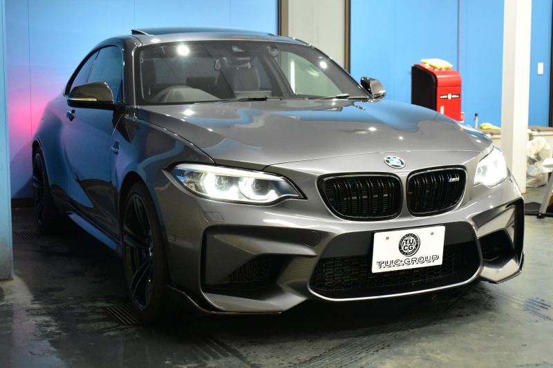 BMW Mシリーズ M2 ｸｰﾍﾟ MDCT 7速DCT LCI後期 ｾﾚｸﾄ&MﾄﾞﾗｲﾊﾞｰｽﾞP ｻﾝR 最高速270㎞/h Mﾊﾟﾌｫｽﾃｱﾘﾝｸﾞ ﾍｷｻｺﾞﾅﾙLEDﾍｯﾄﾞﾗｲﾄ&ﾃｰﾙ ﾋｰﾀｰ付黒革 harman/kardon ﾀｯﾁﾊﾟﾈﾙHDDﾅﾋﾞBｶﾒﾗ 19AW 車線逸脱&歩行者警告 衝突軽減ﾌﾞﾚｰｷ ｶｰﾎﾞﾝｲﾝﾃﾘｱ  2年保証