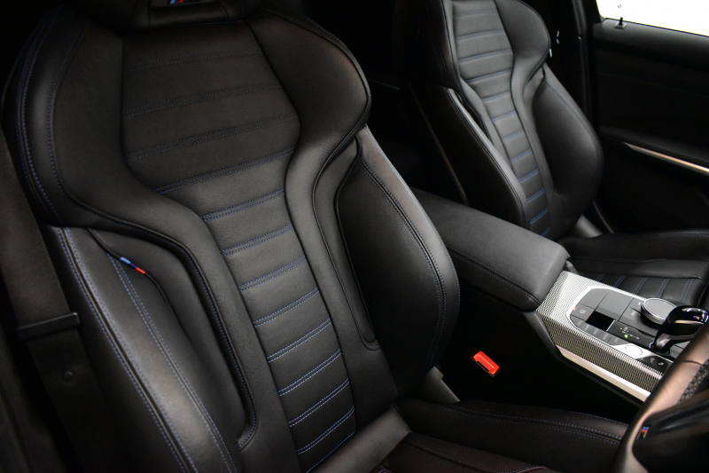 BMW 3シリーズ M340i Xﾄﾞﾗｲﾌﾞ ｲﾉﾍﾞｰｼｮﾝP ﾋｰﾀｰ付黒革Mｽﾎﾟｰﾂｼｰﾄ ACC HUD ﾚｰｻﾞｰLEDﾗｲﾄ 社外LEDﾃｰﾙﾃｲﾄ 可変Mｻｽ 19AW Mｽﾎﾟｰﾂﾌﾞﾚｰｷ ｼﾞｪｽﾁｬｰC付ﾀｯﾁﾊﾟﾈﾙﾅﾋﾞ全周囲ｶﾒﾗ ﾊｰﾏﾝｶｰﾄﾞﾝ 側面衝突&車線変更&逸脱警告 電動ﾄﾗﾝｸ 2年保証