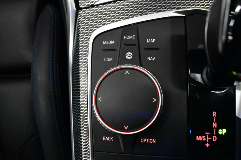 BMW 3シリーズ M340i Xﾄﾞﾗｲﾌﾞ ｲﾉﾍﾞｰｼｮﾝP ﾋｰﾀｰ付黒革Mｽﾎﾟｰﾂｼｰﾄ ACC HUD ﾚｰｻﾞｰLEDﾗｲﾄ 社外LEDﾃｰﾙﾃｲﾄ 可変Mｻｽ 19AW Mｽﾎﾟｰﾂﾌﾞﾚｰｷ ｼﾞｪｽﾁｬｰC付ﾀｯﾁﾊﾟﾈﾙﾅﾋﾞ全周囲ｶﾒﾗ ﾊｰﾏﾝｶｰﾄﾞﾝ 側面衝突&車線変更&逸脱警告 電動ﾄﾗﾝｸ 2年保証