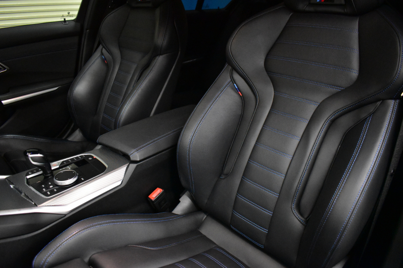 BMW 3シリーズ M340i Xﾄﾞﾗｲﾌﾞ ｲﾉﾍﾞｰｼｮﾝP ﾋｰﾀｰ付黒革Mｽﾎﾟｰﾂｼｰﾄ ACC HUD ﾚｰｻﾞｰLEDﾗｲﾄ 社外LEDﾃｰﾙﾃｲﾄ 可変Mｻｽ 19AW Mｽﾎﾟｰﾂﾌﾞﾚｰｷ ｼﾞｪｽﾁｬｰC付ﾀｯﾁﾊﾟﾈﾙﾅﾋﾞ全周囲ｶﾒﾗ ﾊｰﾏﾝｶｰﾄﾞﾝ 側面衝突&車線変更&逸脱警告 電動ﾄﾗﾝｸ 2年保証