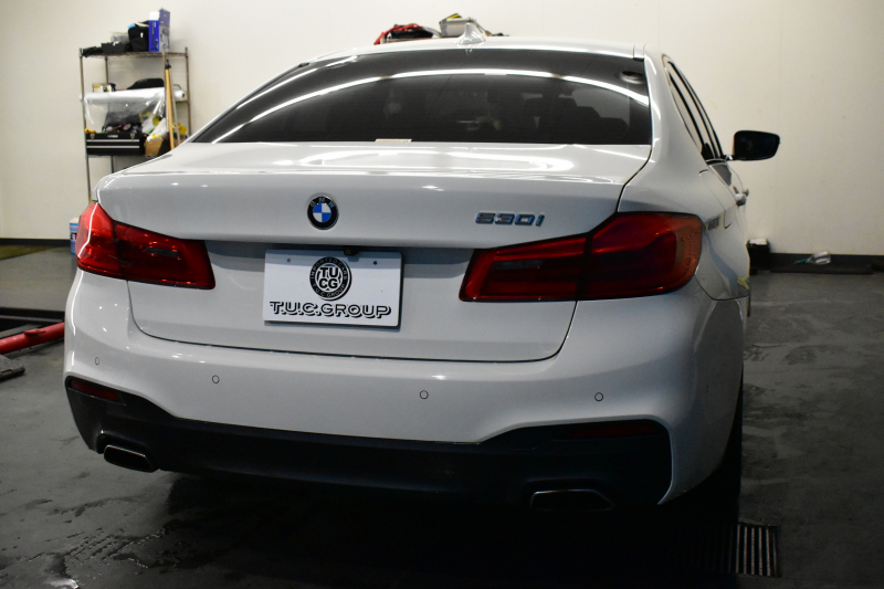 BMW 5シリーズ 530i Mｽﾎﾟｰﾂ 高出力ﾓﾃﾞﾙ ﾊｲﾗｲﾝP 型式変更後ﾓﾃﾞﾙ「ABA-JR20」 全席ﾋｰﾀｰ付黒革 全面液晶ﾒｰﾀｰ LEDﾍｯﾄﾞﾗｲﾄ 追従ACC HUD 車線変更&逸脱警告 衝突軽減B ﾀｯﾁﾊﾟﾈﾙ対応iﾄﾞﾗｲﾌﾞHDDﾅﾋﾞﾌﾙｾｸﾞ 全周囲ｶﾒﾗ3Dﾋﾞｭｰ Bｶﾒﾗ 電動ﾄﾗﾝｸ 19AW 2年保証