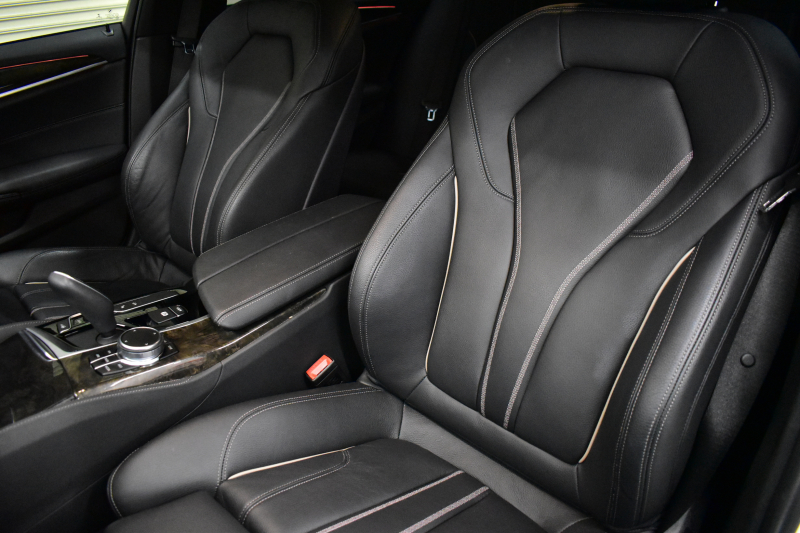 BMW 5シリーズ 530i Mｽﾎﾟｰﾂ 高出力ﾓﾃﾞﾙ ﾊｲﾗｲﾝP 型式変更後ﾓﾃﾞﾙ「ABA-JR20」 全席ﾋｰﾀｰ付黒革 全面液晶ﾒｰﾀｰ LEDﾍｯﾄﾞﾗｲﾄ 追従ACC HUD 車線変更&逸脱警告 衝突軽減B ﾀｯﾁﾊﾟﾈﾙ対応iﾄﾞﾗｲﾌﾞHDDﾅﾋﾞﾌﾙｾｸﾞ 全周囲ｶﾒﾗ3Dﾋﾞｭｰ Bｶﾒﾗ 電動ﾄﾗﾝｸ 19AW 2年保証