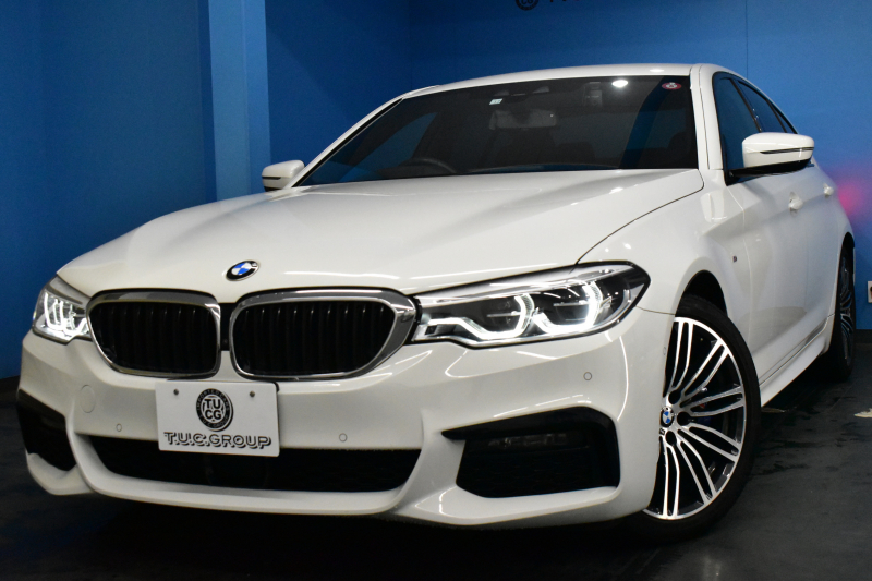 BMW 5シリーズ 530i Mｽﾎﾟｰﾂ 高出力ﾓﾃﾞﾙ ﾊｲﾗｲﾝP 型式変更後ﾓﾃﾞﾙ「ABA-JR20」 全席ﾋｰﾀｰ付黒革 全面液晶ﾒｰﾀｰ LEDﾍｯﾄﾞﾗｲﾄ 追従ACC HUD 車線変更&逸脱警告 衝突軽減B ﾀｯﾁﾊﾟﾈﾙ対応iﾄﾞﾗｲﾌﾞHDDﾅﾋﾞﾌﾙｾｸﾞ 全周囲ｶﾒﾗ3Dﾋﾞｭｰ Bｶﾒﾗ 電動ﾄﾗﾝｸ 19AW 2年保証