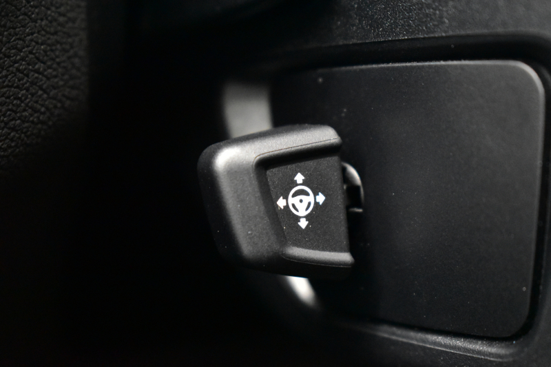 BMW 5シリーズ 530i Mｽﾎﾟｰﾂ 高出力ﾓﾃﾞﾙ ﾊｲﾗｲﾝP 型式変更後ﾓﾃﾞﾙ「ABA-JR20」 全席ﾋｰﾀｰ付黒革 全面液晶ﾒｰﾀｰ LEDﾍｯﾄﾞﾗｲﾄ 追従ACC HUD 車線変更&逸脱警告 衝突軽減B ﾀｯﾁﾊﾟﾈﾙ対応iﾄﾞﾗｲﾌﾞHDDﾅﾋﾞﾌﾙｾｸﾞ 全周囲ｶﾒﾗ3Dﾋﾞｭｰ Bｶﾒﾗ 電動ﾄﾗﾝｸ 19AW 2年保証