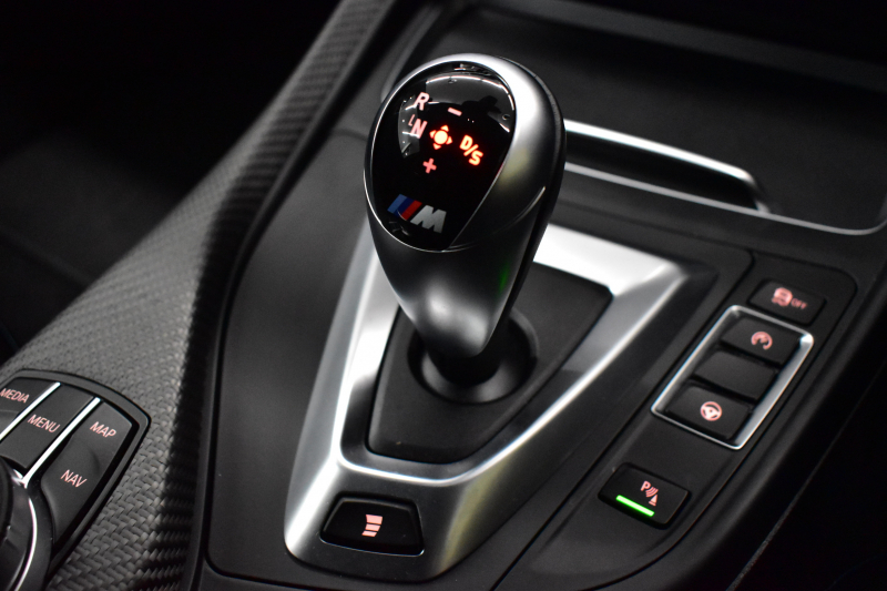 BMW Mシリーズ M2 ｺﾝﾍﾟﾃｨｼｮﾝ MDCT 7速DCT 型式変更後｢2U7230｣ 1ｵｰﾅｰ ﾊｰﾏﾝｶｰﾄﾞﾝ 専用410馬力ｴﾝｼﾞﾝ LEDﾍｯﾄﾞﾗｲﾄ&ﾃｰﾙ ﾋｰﾀｰ付黒革 ﾀｯﾁﾊﾟﾈﾙHDDﾅﾋﾞBｶﾒﾗ 19AW 衝突軽減B 車線逸脱＆歩行者警告 Mｼｰﾄﾍﾞﾙﾄ 2年保証