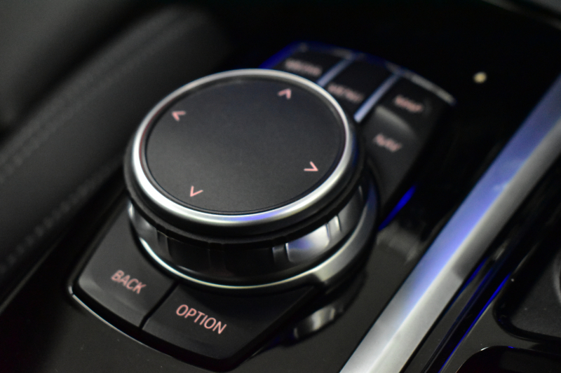 BMW X3 M40i ｾﾚｸﾄ&ﾊｲﾗｲﾝﾊﾟｯｹｰｼﾞ ﾊﾟﾉﾗﾏｻﾝﾙｰﾌ ﾗｲﾌﾞｺｸﾋﾟｯﾄ 可変Mｻｽ 全席ﾋｰﾀｰ付黒革 ﾊｰﾏﾝｶｰﾄﾞﾝ 21AW 追従ACC HUD ｽﾃｱﾘﾝｸﾞｻﾎﾟｰﾄ ﾀｯﾁﾊﾟﾈﾙﾅﾋﾞ ﾌﾙｾｸﾞ 全周囲ｶﾒﾗ3Dﾋﾞｭｰ LEDﾍｯﾄﾞﾗｲﾄ 電動Rｹﾞｰﾄ 2年保証