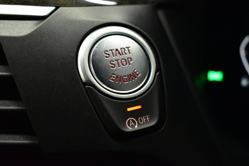 BMW X3 M40i ｾﾚｸﾄ&ﾊｲﾗｲﾝﾊﾟｯｹｰｼﾞ ﾊﾟﾉﾗﾏｻﾝﾙｰﾌ ﾗｲﾌﾞｺｸﾋﾟｯﾄ 可変Mｻｽ 全席ﾋｰﾀｰ付黒革 ﾊｰﾏﾝｶｰﾄﾞﾝ 21AW 追従ACC HUD ｽﾃｱﾘﾝｸﾞｻﾎﾟｰﾄ ﾀｯﾁﾊﾟﾈﾙﾅﾋﾞ ﾌﾙｾｸﾞ 全周囲ｶﾒﾗ3Dﾋﾞｭｰ LEDﾍｯﾄﾞﾗｲﾄ 電動Rｹﾞｰﾄ 2年保証