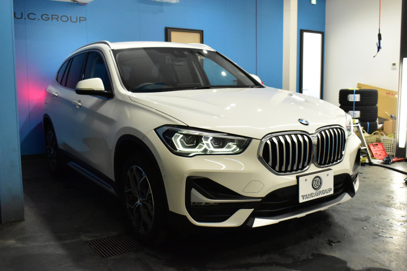 BMW X1 Xdrive18d Xﾗｲﾝ LCI後期 ﾌｪｲｽﾘﾌﾄ後 令和7年5月迄新車保証 4WD ｱﾄﾞﾊﾞﾝｽﾄﾞｱｸﾃｨﾌﾞｾｰﾌﾃｨ&ﾊｲﾗｲﾝ&ｺﾝﾌｫｰﾄP 追従ACC ﾋｰﾀｰ付電動黒革 LEDﾍｯﾄﾞﾗｲﾄ 18AW 車線逸脱&歩行者警告 衝突軽減B ﾀｯﾁﾊﾟﾈﾙﾅﾋﾞ Bｶﾒﾗ 前後PDC 駐車ｱｼｽﾄ 電動Rｹﾞｰﾄ ｽﾏｰﾄｷｰ  2年保証
