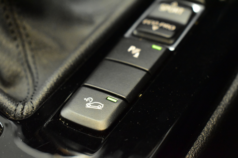 BMW X1 Xdrive18d Xﾗｲﾝ LCI後期 ﾌｪｲｽﾘﾌﾄ後 令和7年5月迄新車保証 4WD ｱﾄﾞﾊﾞﾝｽﾄﾞｱｸﾃｨﾌﾞｾｰﾌﾃｨ&ﾊｲﾗｲﾝ&ｺﾝﾌｫｰﾄP 追従ACC ﾋｰﾀｰ付電動黒革 LEDﾍｯﾄﾞﾗｲﾄ 18AW 車線逸脱&歩行者警告 衝突軽減B ﾀｯﾁﾊﾟﾈﾙﾅﾋﾞ Bｶﾒﾗ 前後PDC 駐車ｱｼｽﾄ 電動Rｹﾞｰﾄ ｽﾏｰﾄｷｰ  2年保証