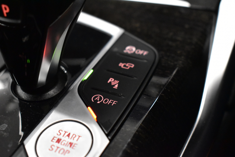 BMW 4シリーズ M440i xDriveｸﾞﾗﾝｸｰﾍﾟ 1ｵｰﾅｰ ﾋｰﾀｰ付茶革Mｽﾎﾟｰﾂｼｰﾄ 19AW ﾚｰｻﾞｰLEDﾍｯﾄﾞﾗｲﾄ HUD Mｽﾎﾟｰﾂﾃﾞﾌ&ﾌﾞﾚｰｷ 可変Mｻｽ ﾗｲﾌﾞｺｯｸﾋﾟｯﾄ全周囲ｶﾒﾗ Pｱｼｽﾄ LCW Apple Car Play ﾌﾙｾｸﾞ harman/kardon 電動Rｹﾞｰﾄ 2年保証