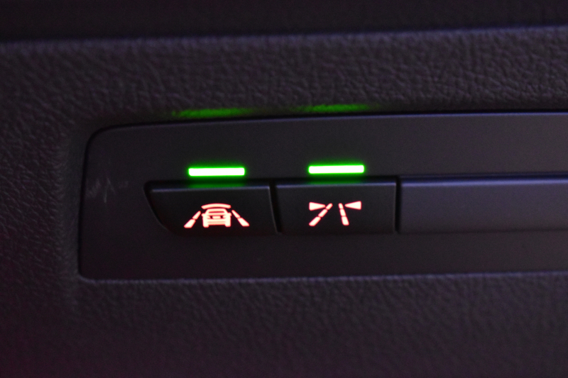 BMW 2シリーズ M240i LCI後期 直6ﾀｰﾎﾞ 340馬力 LEDﾍｯﾄﾞﾗｲﾄ 追従ACC ﾋｰﾀｰ付黒革 ﾀｯﾁﾊﾟﾈﾙiﾄﾞﾗｲﾌﾞHDDﾅﾋﾞ Bｶﾒﾗ 前後PDC 可変Mｻｽ 大型ﾌﾞﾚｰｷｼｽﾃﾑ 車線逸脱&歩行者警告 衝突軽減ﾌﾞﾚｰｷ 18AW ﾊﾟﾄﾞﾙｼﾌﾄ 2年保証