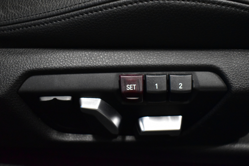 BMW 2シリーズ M240i LCI後期 直6ﾀｰﾎﾞ 340馬力 LEDﾍｯﾄﾞﾗｲﾄ 追従ACC ﾋｰﾀｰ付黒革 ﾀｯﾁﾊﾟﾈﾙiﾄﾞﾗｲﾌﾞHDDﾅﾋﾞ Bｶﾒﾗ 前後PDC 可変Mｻｽ 大型ﾌﾞﾚｰｷｼｽﾃﾑ 車線逸脱&歩行者警告 衝突軽減ﾌﾞﾚｰｷ 18AW ﾊﾟﾄﾞﾙｼﾌﾄ 2年保証