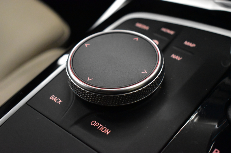 BMW 3シリーズ M340i Xﾄﾞﾗｲﾌﾞ ｲﾉﾍﾞｰｼｮﾝP ﾋｰﾀｰ付ｵｲｽﾀｰﾚｻﾞｰ ACC HUD ﾚｰｻﾞｰLEDﾗｲﾄ 可変Mｻｽ 19AW Mｽﾎﾟｰﾂﾌﾞﾚｰｷ ｼﾞｪｽﾁｬｰC付ﾀｯﾁﾊﾟﾈﾙﾅﾋﾞ全周囲ｶﾒﾗ ﾊｰﾏﾝｶｰﾄﾞﾝ 側面衝突&車線変更&逸脱警告 2年保証