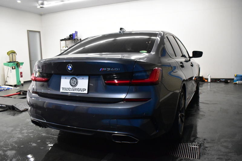 BMW 3シリーズ M340i Xﾄﾞﾗｲﾌﾞ ｲﾉﾍﾞｰｼｮﾝP ﾋｰﾀｰ付ｵｲｽﾀｰﾚｻﾞｰ ACC HUD ﾚｰｻﾞｰLEDﾗｲﾄ 可変Mｻｽ 19AW Mｽﾎﾟｰﾂﾌﾞﾚｰｷ ｼﾞｪｽﾁｬｰC付ﾀｯﾁﾊﾟﾈﾙﾅﾋﾞ全周囲ｶﾒﾗ ﾊｰﾏﾝｶｰﾄﾞﾝ 側面衝突&車線変更&逸脱警告 2年保証