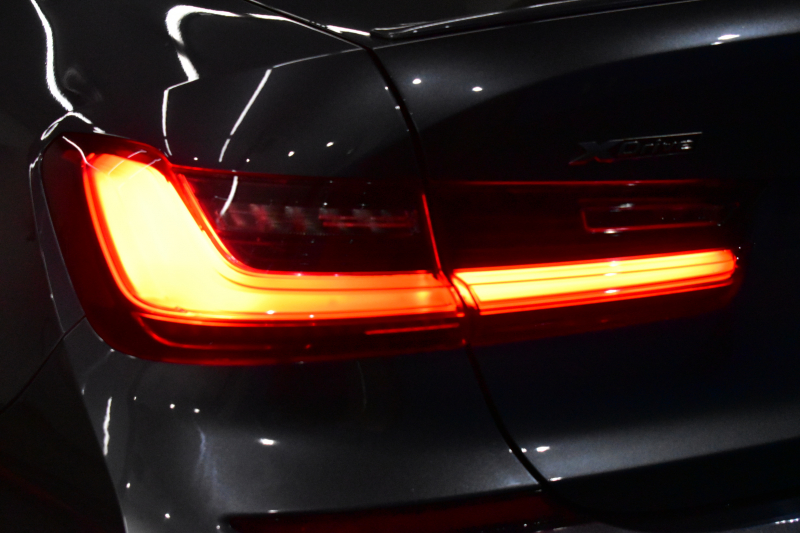 BMW 3シリーズ M340i Xﾄﾞﾗｲﾌﾞ ｲﾉﾍﾞｰｼｮﾝP ﾋｰﾀｰ付ｵｲｽﾀｰﾚｻﾞｰ ACC HUD ﾚｰｻﾞｰLEDﾗｲﾄ 可変Mｻｽ 19AW Mｽﾎﾟｰﾂﾌﾞﾚｰｷ ｼﾞｪｽﾁｬｰC付ﾀｯﾁﾊﾟﾈﾙﾅﾋﾞ全周囲ｶﾒﾗ ﾊｰﾏﾝｶｰﾄﾞﾝ 側面衝突&車線変更&逸脱警告 2年保証