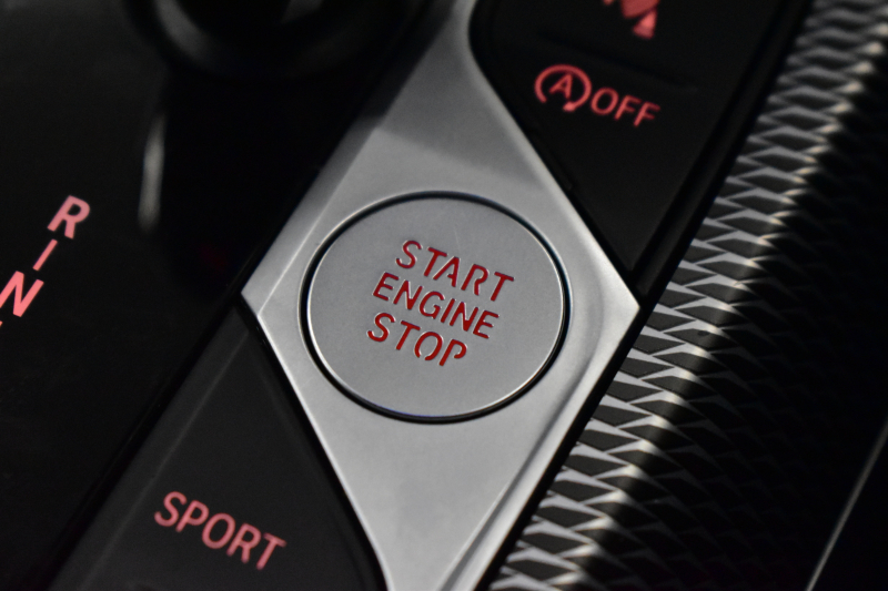 BMW 3シリーズ M340i Xﾄﾞﾗｲﾌﾞ ｻﾝﾙｰﾌ ｲﾉﾍﾞｰｼｮﾝP ﾋｰﾀｰ付黒革 ACC HUD ﾚｰｻﾞｰLEDﾗｲﾄ 可変Mｻｽ 19AW Mｽﾎﾟｰﾂﾌﾞﾚｰｷ ｼﾞｪｽﾁｬｰC付ﾀｯﾁﾊﾟﾈﾙﾅﾋﾞ全周囲ｶﾒﾗ ﾊｰﾏﾝｶｰﾄﾞﾝ 側面衝突&車線変更&逸脱警告 2年保証