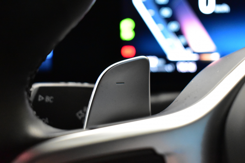 BMW 3シリーズ 320i Mｽﾎﾟｰﾂ 新車保証R7年12月迄 LCI後期 ﾊｲﾗｲﾝP ｶｰﾌﾞﾄﾞﾃﾞｨｽﾌﾟﾚｲ ﾋｰﾀｰ付黒革 LEDﾍｯﾄﾞﾗｲﾄ 電動ﾄﾗﾝｸ 18AW BMWﾗｲﾌﾞｺｯｸﾋﾟｯﾄ Bｶﾒﾗ ｱｯﾌﾟﾙｶｰﾌﾟﾚｲ  ACC HUD 車線変更&逸脱&歩行者警告 2年保証