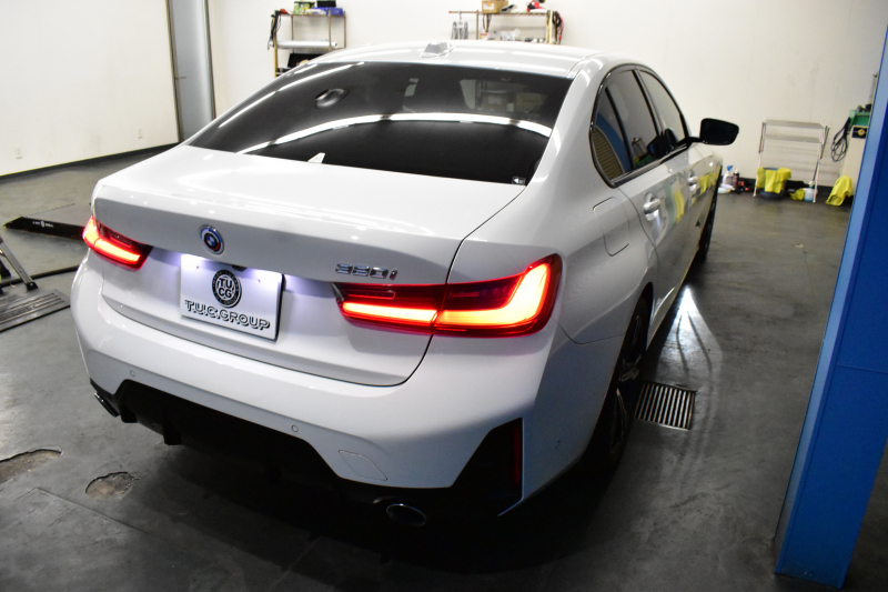 BMW 3シリーズ 320i Mｽﾎﾟｰﾂ 新車保証R7年12月迄 LCI後期 ﾊｲﾗｲﾝP ｶｰﾌﾞﾄﾞﾃﾞｨｽﾌﾟﾚｲ ﾋｰﾀｰ付黒革 LEDﾍｯﾄﾞﾗｲﾄ 電動ﾄﾗﾝｸ 18AW BMWﾗｲﾌﾞｺｯｸﾋﾟｯﾄ Bｶﾒﾗ ｱｯﾌﾟﾙｶｰﾌﾟﾚｲ  ACC HUD 車線変更&逸脱&歩行者警告 2年保証