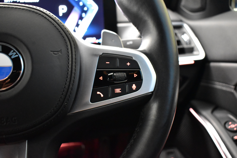 BMW 3シリーズ 320i Mｽﾎﾟｰﾂ 新車保証R7年12月迄 LCI後期 ﾊｲﾗｲﾝP ｶｰﾌﾞﾄﾞﾃﾞｨｽﾌﾟﾚｲ ﾋｰﾀｰ付黒革 LEDﾍｯﾄﾞﾗｲﾄ 電動ﾄﾗﾝｸ 18AW BMWﾗｲﾌﾞｺｯｸﾋﾟｯﾄ Bｶﾒﾗ ｱｯﾌﾟﾙｶｰﾌﾟﾚｲ  ACC HUD 車線変更&逸脱&歩行者警告 2年保証