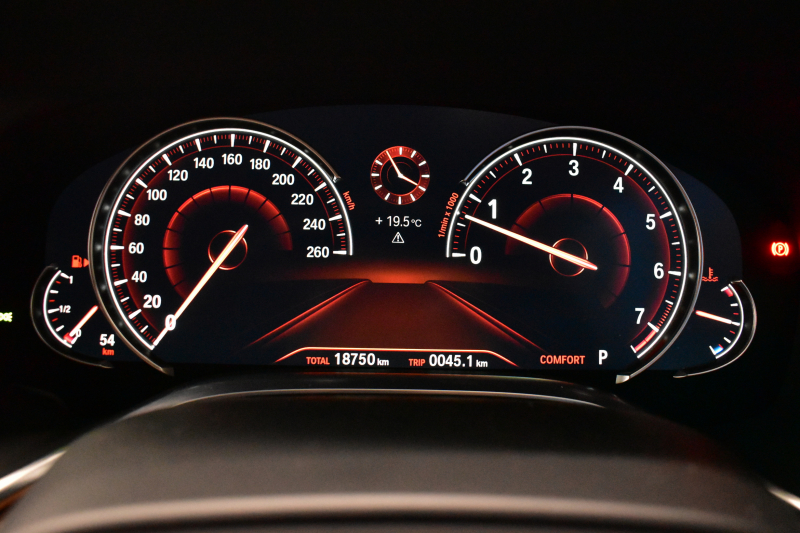 BMW 7シリーズ 740i Mｽﾎﾟｰﾂ ｻﾝﾙｰﾌ ﾚｰｻﾞｰLEDﾍｯﾄﾞﾗｲﾄ 全席ﾋｰﾀｰ 前席ﾏｯｻｰｼﾞ&ﾍﾞﾝﾁﾚｰｼｮﾝ付茶革 20AW ACC HUD ﾊｰﾏﾝｶｰﾄﾞﾝ ﾀｯﾁﾊﾟﾈﾙﾅﾋﾞ3Dﾋﾞｭｰﾌﾙｾｸﾞ LCW 液晶ﾒｰﾀｰ 20AW 車線逸脱&歩行者警告 衝突軽減ﾌﾞﾚｰｷ 電動ﾄﾗﾝｸ 2年保証