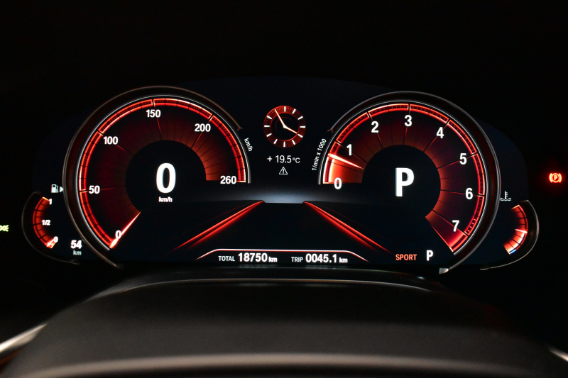 BMW 7シリーズ 740i Mｽﾎﾟｰﾂ ｻﾝﾙｰﾌ ﾚｰｻﾞｰLEDﾍｯﾄﾞﾗｲﾄ 全席ﾋｰﾀｰ 前席ﾏｯｻｰｼﾞ&ﾍﾞﾝﾁﾚｰｼｮﾝ付茶革 20AW ACC HUD ﾊｰﾏﾝｶｰﾄﾞﾝ ﾀｯﾁﾊﾟﾈﾙﾅﾋﾞ3Dﾋﾞｭｰﾌﾙｾｸﾞ LCW 液晶ﾒｰﾀｰ 20AW 車線逸脱&歩行者警告 衝突軽減ﾌﾞﾚｰｷ 電動ﾄﾗﾝｸ 2年保証