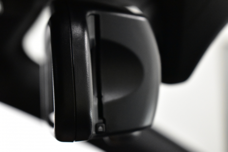 BMW 7シリーズ 740i Mｽﾎﾟｰﾂ ｻﾝﾙｰﾌ ﾚｰｻﾞｰLEDﾍｯﾄﾞﾗｲﾄ 全席ﾋｰﾀｰ 前席ﾏｯｻｰｼﾞ&ﾍﾞﾝﾁﾚｰｼｮﾝ付茶革 20AW ACC HUD ﾊｰﾏﾝｶｰﾄﾞﾝ ﾀｯﾁﾊﾟﾈﾙﾅﾋﾞ3Dﾋﾞｭｰﾌﾙｾｸﾞ LCW 液晶ﾒｰﾀｰ 20AW 車線逸脱&歩行者警告 衝突軽減ﾌﾞﾚｰｷ 電動ﾄﾗﾝｸ 2年保証