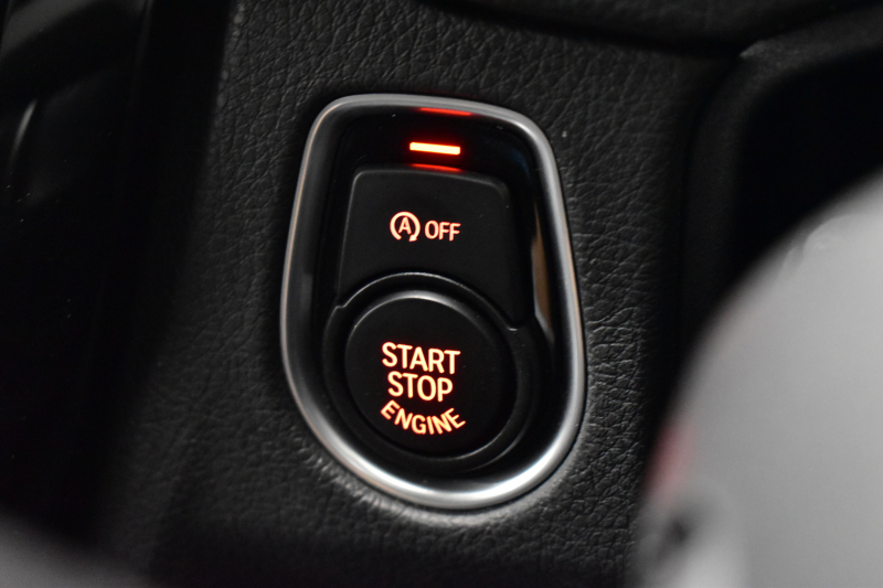 BMW 3シリーズ 320dﾂｰﾘﾝｸﾞ Mｽﾎﾟｰﾂｴﾃﾞｨｼｮﾝｼｬﾄﾞｰ LCI後期限定8C20ｴﾝｼﾞﾝ ﾋｰﾀｰ付黒革 専用ﾀﾞｰｸLEDﾍｯﾄﾞﾗｲﾄ&ﾃｰﾙ 液晶ﾒｰﾀｰ 追従ACC ﾀｯﾁﾊﾟﾈﾙHDDﾅﾋﾞ 車線変更&逸脱&歩行者警告 衝突軽減ﾌﾞﾚｰｷ  19AW 電動Rｹﾞｰﾄ 前後PDC Bｶﾒﾗ  2年保証