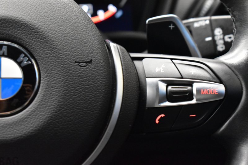 BMW X1 Xdrive18d Mｽﾎﾟｰﾂ LCI後期 ﾌｪｲｽﾘﾌﾄ後 1ｵｰﾅｰ 4WD ｾﾚｸﾄ&ｱﾄﾞﾊﾞﾝｽﾄﾞｱｸﾃｨﾌﾞｾｰﾌﾃｨ&ﾊｲﾗｲﾝ&ｺﾝﾌｫｰﾄP ﾊﾟﾉﾗﾏｶﾞﾗｽｻﾝﾙｰﾌ ACC ﾋｰﾀｰ付電動黒革 LEDﾍｯﾄﾞﾗｲﾄ 18AW 車線逸脱&歩行者警告 衝突軽減B ﾀｯﾁﾊﾟﾈﾙﾅﾋﾞ Bｶﾒﾗ 電動Rｹﾞｰﾄ 2年保証