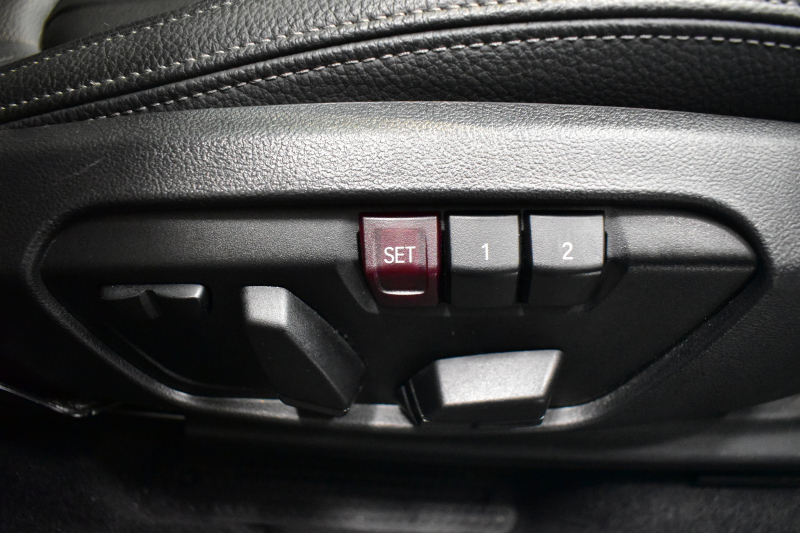 BMW X1 Xdrive18d Mｽﾎﾟｰﾂ LCI後期 ﾌｪｲｽﾘﾌﾄ後 1ｵｰﾅｰ 4WD ｾﾚｸﾄ&ｱﾄﾞﾊﾞﾝｽﾄﾞｱｸﾃｨﾌﾞｾｰﾌﾃｨ&ﾊｲﾗｲﾝ&ｺﾝﾌｫｰﾄP ﾊﾟﾉﾗﾏｶﾞﾗｽｻﾝﾙｰﾌ ACC ﾋｰﾀｰ付電動黒革 LEDﾍｯﾄﾞﾗｲﾄ 18AW 車線逸脱&歩行者警告 衝突軽減B ﾀｯﾁﾊﾟﾈﾙﾅﾋﾞ Bｶﾒﾗ 電動Rｹﾞｰﾄ 2年保証