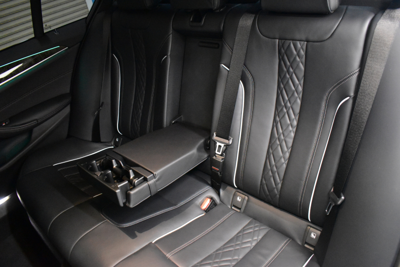 BMW 5シリーズ 530e Mｽﾎﾟｰﾂ LCI後期 PHEV ｴｸｽｸﾙｰｼﾌﾞﾅｯﾊﾟﾚｻﾞｰP 全席ﾋｰﾀｰ&Fﾍﾞﾝﾁﾚｰｼｮﾝ付ﾌﾞﾗｯｸﾅｯﾊﾟﾚｻﾞｰ LEDﾍｯﾄﾞﾗｲﾄ 可変ｻｽﾍﾟﾝｼｮﾝ ﾗｲﾌﾞｺｸﾋﾟｯﾄ ACC HUD LCW ﾀｯﾁﾊﾟﾈﾙﾅﾋﾞ全周囲ｶﾒﾗ ﾌﾙｾｸﾞ 電動ﾄﾗﾝｸ Mｽﾎﾟｰﾂﾌﾞﾚｰｷ  2年保証