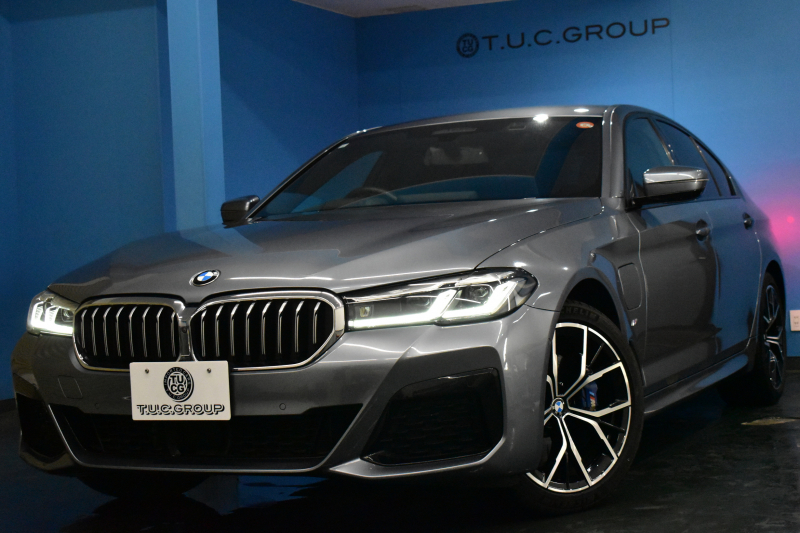 BMW 5シリーズ 530e Mｽﾎﾟｰﾂ LCI後期 PHEV ｴｸｽｸﾙｰｼﾌﾞﾅｯﾊﾟﾚｻﾞｰP 全席ﾋｰﾀｰ&Fﾍﾞﾝﾁﾚｰｼｮﾝ付ﾌﾞﾗｯｸﾅｯﾊﾟﾚｻﾞｰ LEDﾍｯﾄﾞﾗｲﾄ 可変ｻｽﾍﾟﾝｼｮﾝ ﾗｲﾌﾞｺｸﾋﾟｯﾄ ACC HUD LCW ﾀｯﾁﾊﾟﾈﾙﾅﾋﾞ全周囲ｶﾒﾗ ﾌﾙｾｸﾞ 電動ﾄﾗﾝｸ Mｽﾎﾟｰﾂﾌﾞﾚｰｷ  2年保証
