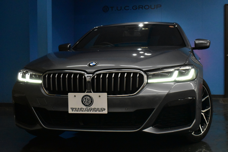 BMW 5シリーズ 530e Mｽﾎﾟｰﾂ LCI後期 PHEV ｴｸｽｸﾙｰｼﾌﾞﾅｯﾊﾟﾚｻﾞｰP 全席ﾋｰﾀｰ&Fﾍﾞﾝﾁﾚｰｼｮﾝ付ﾌﾞﾗｯｸﾅｯﾊﾟﾚｻﾞｰ LEDﾍｯﾄﾞﾗｲﾄ 可変ｻｽﾍﾟﾝｼｮﾝ ﾗｲﾌﾞｺｸﾋﾟｯﾄ ACC HUD LCW ﾀｯﾁﾊﾟﾈﾙﾅﾋﾞ全周囲ｶﾒﾗ ﾌﾙｾｸﾞ 電動ﾄﾗﾝｸ Mｽﾎﾟｰﾂﾌﾞﾚｰｷ  2年保証