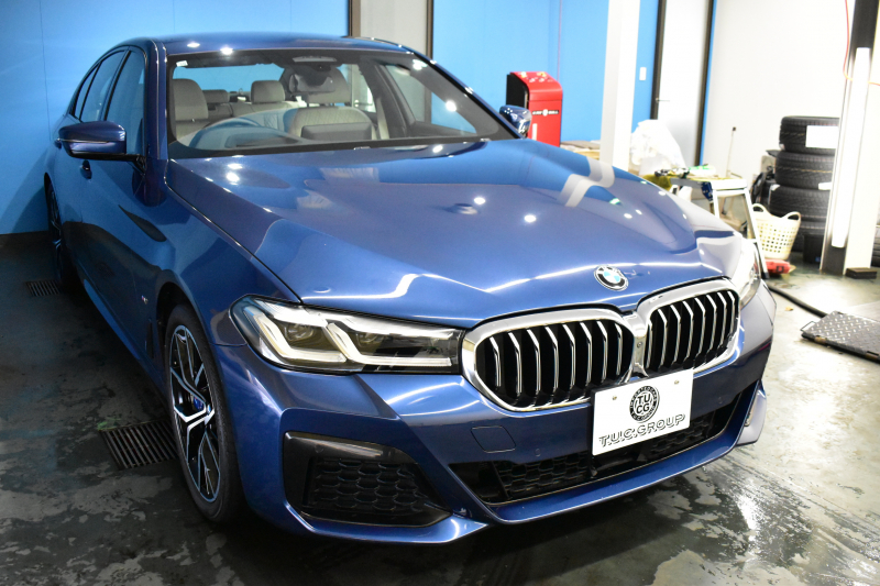 BMW 5シリーズ 530e Mｽﾎﾟｰﾂ LCI後期 PHEV ｴｸｽｸﾙｰｼﾌﾞﾅｯﾊﾟﾚｻﾞｰP 全席ﾋｰﾀｰ&Fﾍﾞﾝﾁﾚｰｼｮﾝ付ｱｲﾎﾞﾘｰﾅｯﾊﾟﾚｻﾞｰ LEDﾍｯﾄﾞﾗｲﾄ 可変ｻｽﾍﾟﾝｼｮﾝ ﾗｲﾌﾞｺｸﾋﾟｯﾄ ACC HUD LCW ﾀｯﾁﾊﾟﾈﾙﾅﾋﾞ全周囲ｶﾒﾗ ﾌﾙｾｸﾞ 電動ﾄﾗﾝｸ Mｽﾎﾟｰﾂﾌﾞﾚｰｷ  2年保証