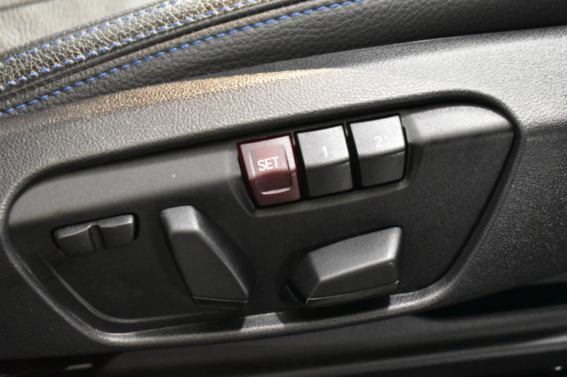 BMW X1 Xdrive20i Mｽﾎﾟｰﾂ 4WD 中期ﾓﾃﾞﾙ  ｱﾄﾞﾊﾞﾝｽﾄﾞｱｸﾃｨﾌﾞｾｰﾌﾃｨP 追従ACC HUD ﾋｰﾀｰ付電動黒革 ﾀｯﾁﾊﾟﾈﾙﾅﾋﾞBｶﾒﾗ Pｱｼｽﾄ前後PDC LEDﾍｯﾄﾞﾗｲﾄ 衝突軽減 車線逸脱&歩行者警告 電動Rｹﾞｰﾄ ﾄﾞﾗﾊﾟﾌｫ 2年保証