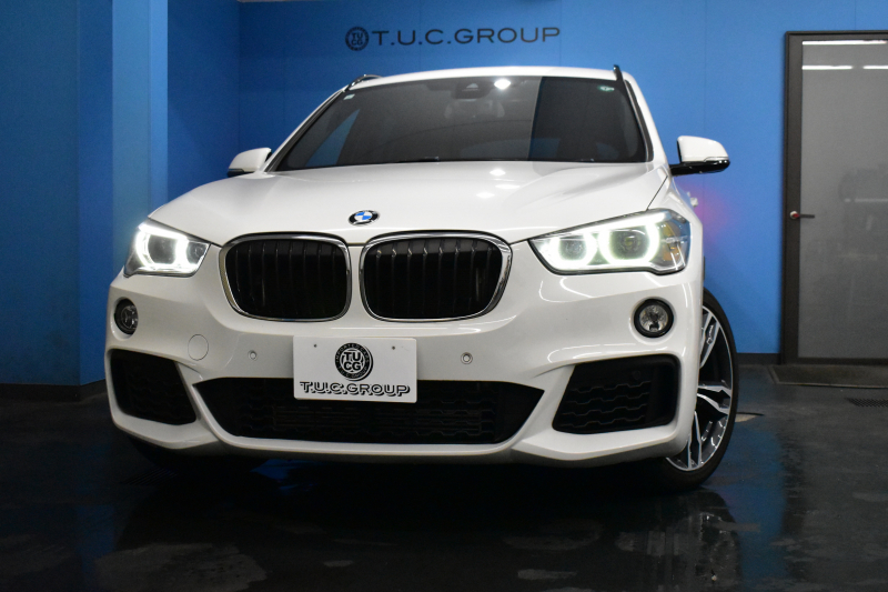 BMW X1 Xdrive20i Mｽﾎﾟｰﾂ 4WD 中期ﾓﾃﾞﾙ  ｱﾄﾞﾊﾞﾝｽﾄﾞｱｸﾃｨﾌﾞｾｰﾌﾃｨP 追従ACC HUD ﾋｰﾀｰ付電動黒革 ﾀｯﾁﾊﾟﾈﾙﾅﾋﾞBｶﾒﾗ Pｱｼｽﾄ前後PDC LEDﾍｯﾄﾞﾗｲﾄ 衝突軽減 車線逸脱&歩行者警告 電動Rｹﾞｰﾄ ﾄﾞﾗﾊﾟﾌｫ 2年保証