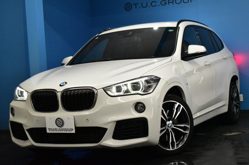 BMW X1 Xdrive20i Mｽﾎﾟｰﾂ 4WD 中期ﾓﾃﾞﾙ  ｱﾄﾞﾊﾞﾝｽﾄﾞｱｸﾃｨﾌﾞｾｰﾌﾃｨP 追従ACC HUD ﾋｰﾀｰ付電動黒革 ﾀｯﾁﾊﾟﾈﾙﾅﾋﾞBｶﾒﾗ Pｱｼｽﾄ前後PDC LEDﾍｯﾄﾞﾗｲﾄ 衝突軽減 車線逸脱&歩行者警告 電動Rｹﾞｰﾄ ﾄﾞﾗﾊﾟﾌｫ 2年保証