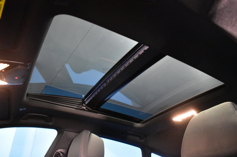 BMW 6シリーズ 640iｸﾞﾗﾝﾂｰﾘｽﾓ XﾄﾞﾗｲﾌﾞMｽﾎﾟｰﾂ 4WD ｲﾉﾍﾞｰｼｮﾝ&ｺﾝﾌｫｰﾄP ﾊﾟﾉﾗﾏｻﾝR ﾘｱｴﾝﾀｰ ﾃｲﾝﾒﾝﾄｼｽﾃﾑ 20AW LEDﾍｯﾄﾞﾗｲﾄ ACC HUD 前席ﾍﾞﾝﾁﾚｰｼｮﾝ&ﾏｯｻｰｼﾞ全席ﾋｰﾀｰ付黒革 車線変更警告 ｼﾞｪｽﾁｬｰC付ﾀｯﾁﾊﾟﾈﾙﾅﾋﾞTV 全周ｶﾒ3Dﾋﾞｭｰ 2年保証