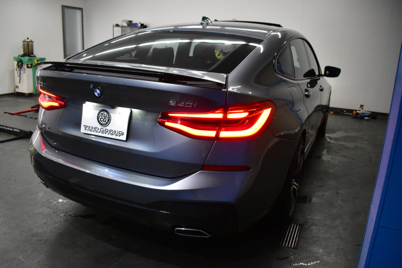 BMW 6シリーズ 640iｸﾞﾗﾝﾂｰﾘｽﾓ XﾄﾞﾗｲﾌﾞMｽﾎﾟｰﾂ 4WD ｲﾉﾍﾞｰｼｮﾝ&ｺﾝﾌｫｰﾄP ﾊﾟﾉﾗﾏｻﾝR ﾘｱｴﾝﾀｰ ﾃｲﾝﾒﾝﾄｼｽﾃﾑ 20AW LEDﾍｯﾄﾞﾗｲﾄ ACC HUD 前席ﾍﾞﾝﾁﾚｰｼｮﾝ&ﾏｯｻｰｼﾞ全席ﾋｰﾀｰ付黒革 車線変更警告 ｼﾞｪｽﾁｬｰC付ﾀｯﾁﾊﾟﾈﾙﾅﾋﾞTV 全周ｶﾒ3Dﾋﾞｭｰ 2年保証