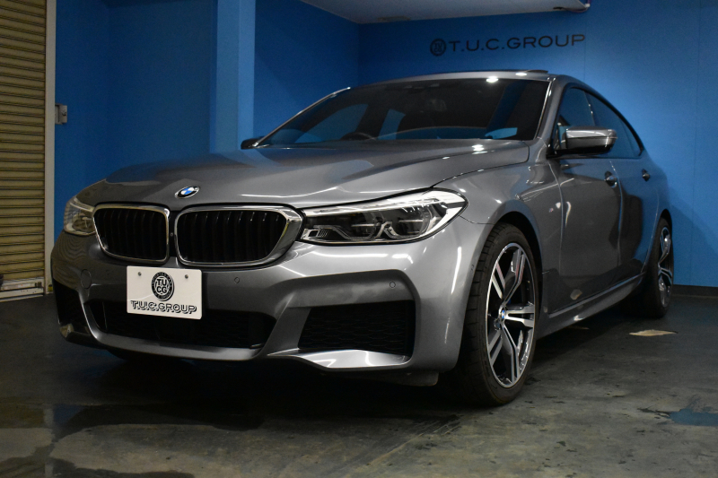 BMW 6シリーズ 640iｸﾞﾗﾝﾂｰﾘｽﾓ XﾄﾞﾗｲﾌﾞMｽﾎﾟｰﾂ 4WD ｲﾉﾍﾞｰｼｮﾝ&ｺﾝﾌｫｰﾄP ﾊﾟﾉﾗﾏｻﾝR ﾘｱｴﾝﾀｰ ﾃｲﾝﾒﾝﾄｼｽﾃﾑ 20AW LEDﾍｯﾄﾞﾗｲﾄ ACC HUD 前席ﾍﾞﾝﾁﾚｰｼｮﾝ&ﾏｯｻｰｼﾞ全席ﾋｰﾀｰ付黒革 車線変更警告 ｼﾞｪｽﾁｬｰC付ﾀｯﾁﾊﾟﾈﾙﾅﾋﾞTV 全周ｶﾒ3Dﾋﾞｭｰ 2年保証